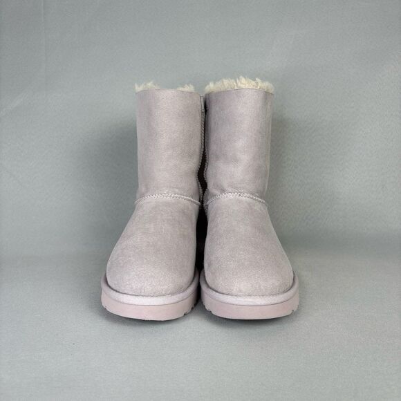 New Women's 9 UGG Boots Bailey Bow Light Purple Lavender Suede w/ Purple Soles - Picture 2 of 11